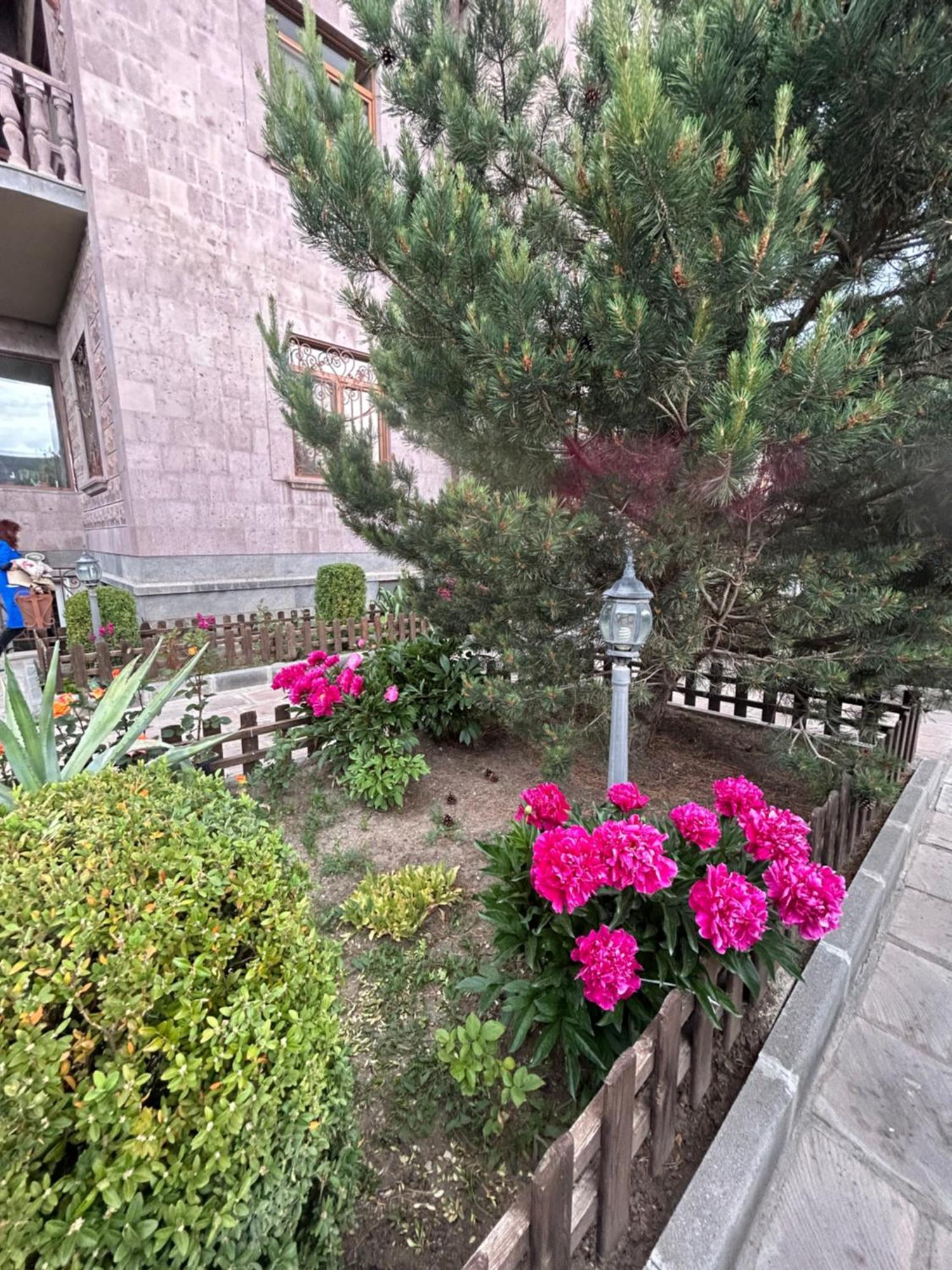 Hotel In Gjumri Exterior foto